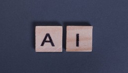 靠AI大赚，深圳大卖净利猛增超6亿