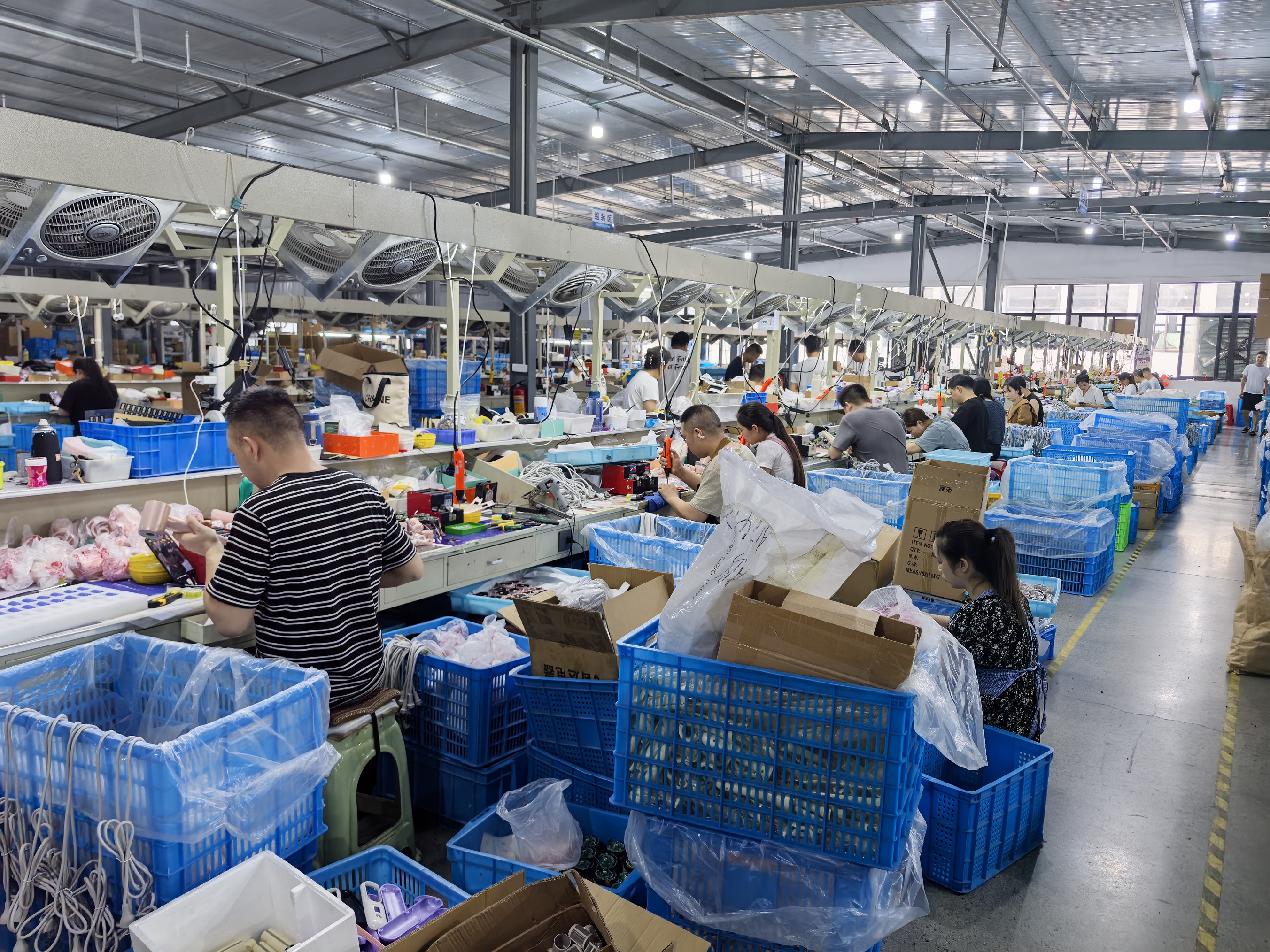 1764215419929747.jpg 2.jpg