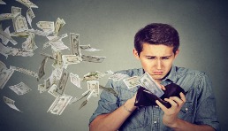 什么情况，运营上班倒欠公司900万销售额？